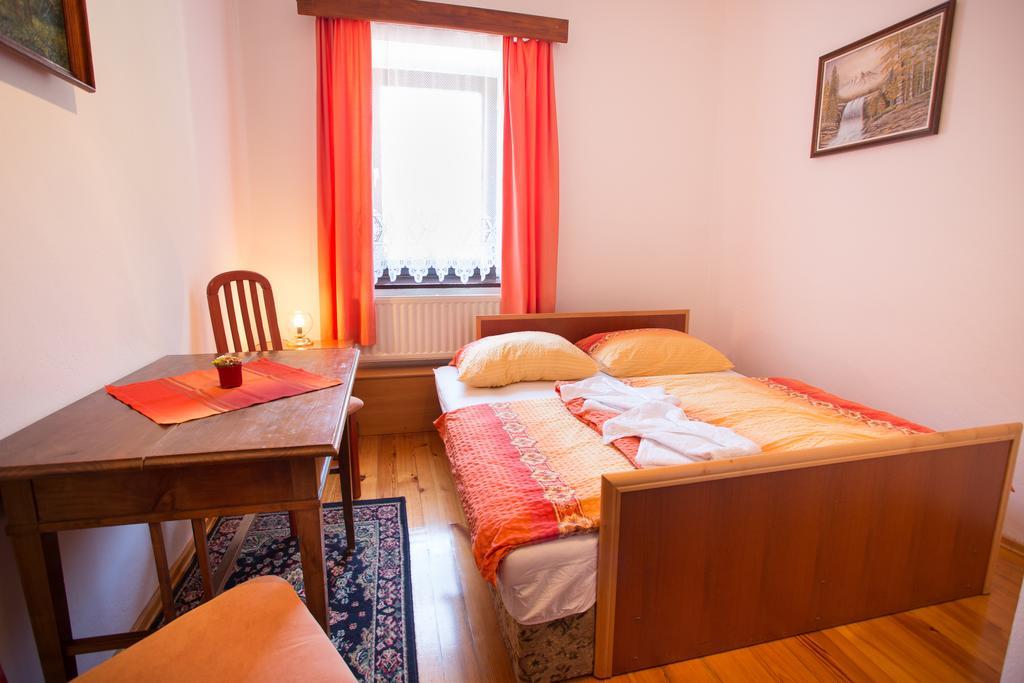 Guest House Gostisce Gacnk V Logu Cerkno Pokoj fotografie