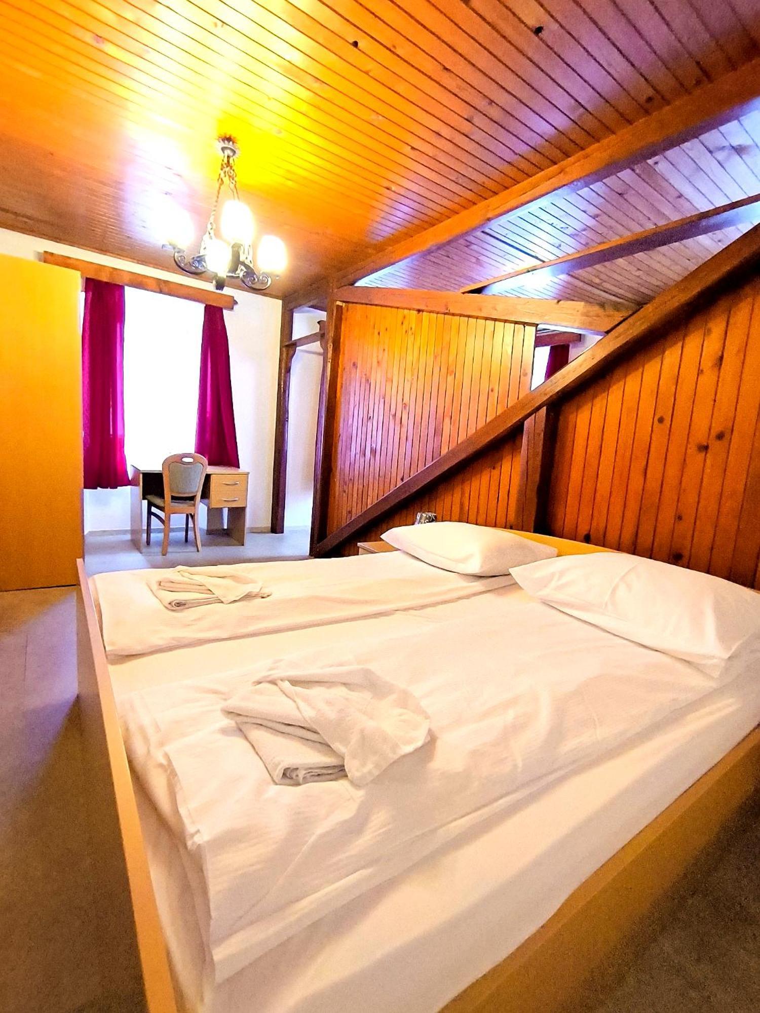 Guest House Gostisce Gacnk V Logu Cerkno Exteriér fotografie