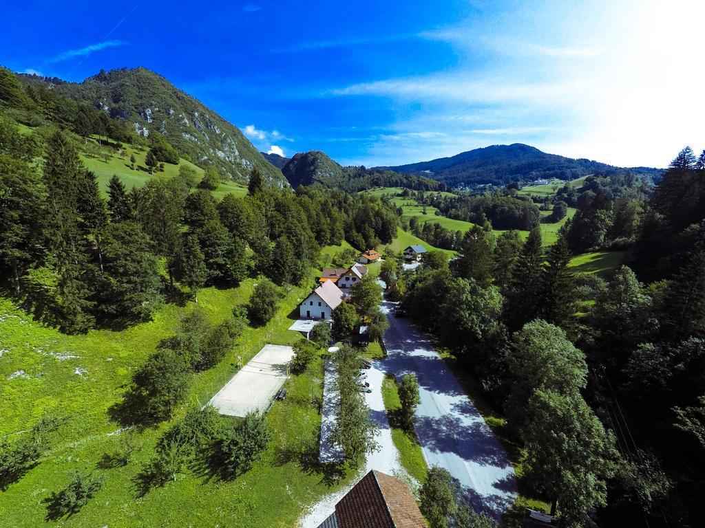Guest House Gostisce Gacnk V Logu Cerkno Exteriér fotografie